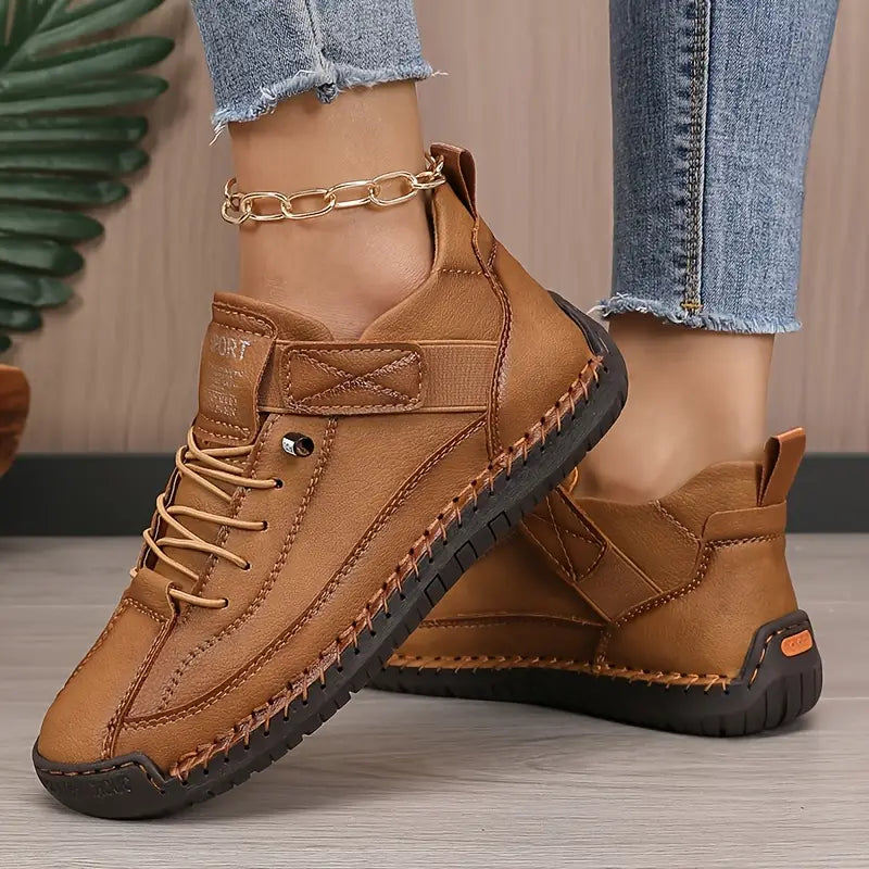 Eve™ | Comfortable, supportive trainers