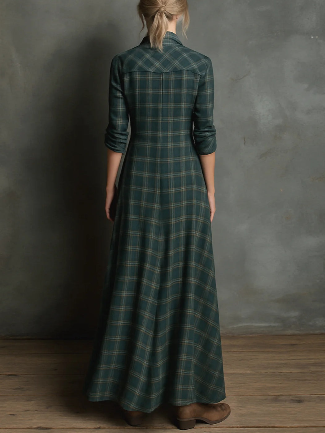 Margot™ | Long Dress with Green checked lapels