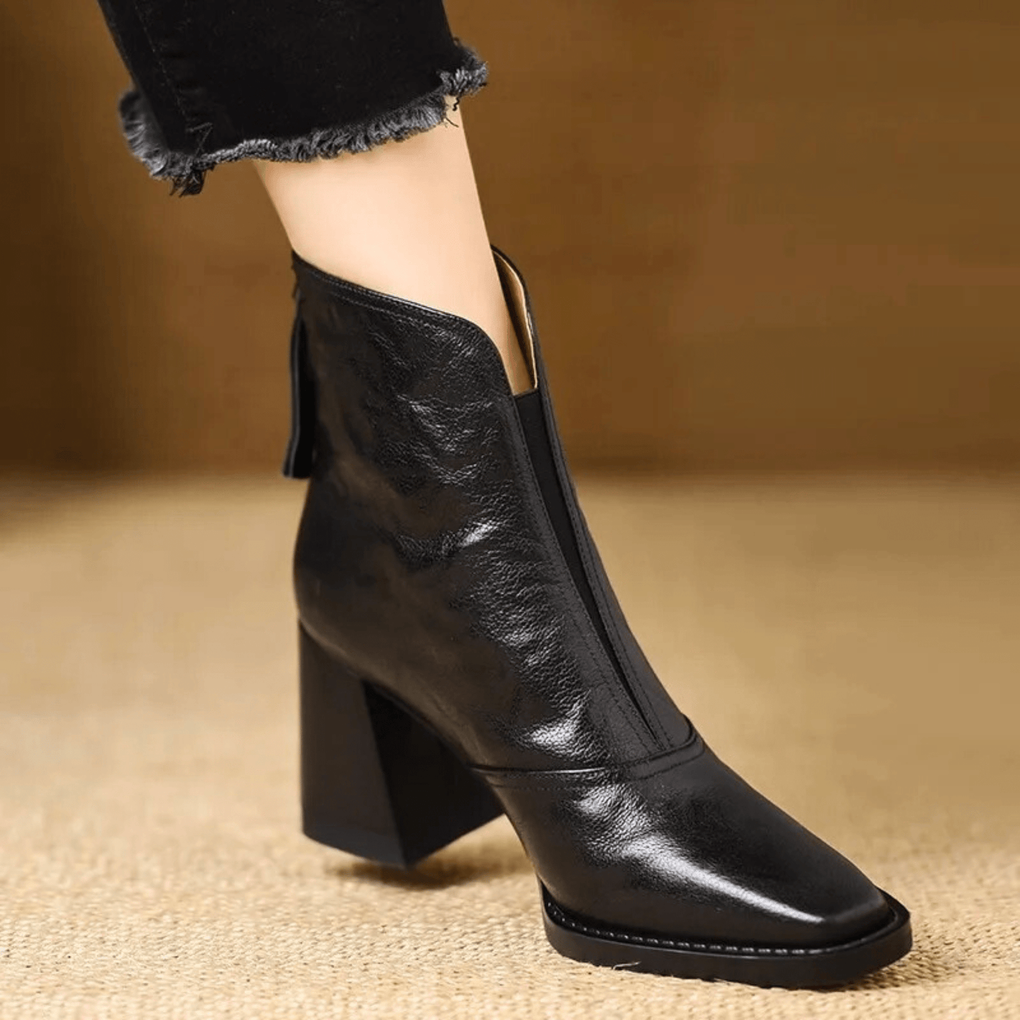 The Sara Boot